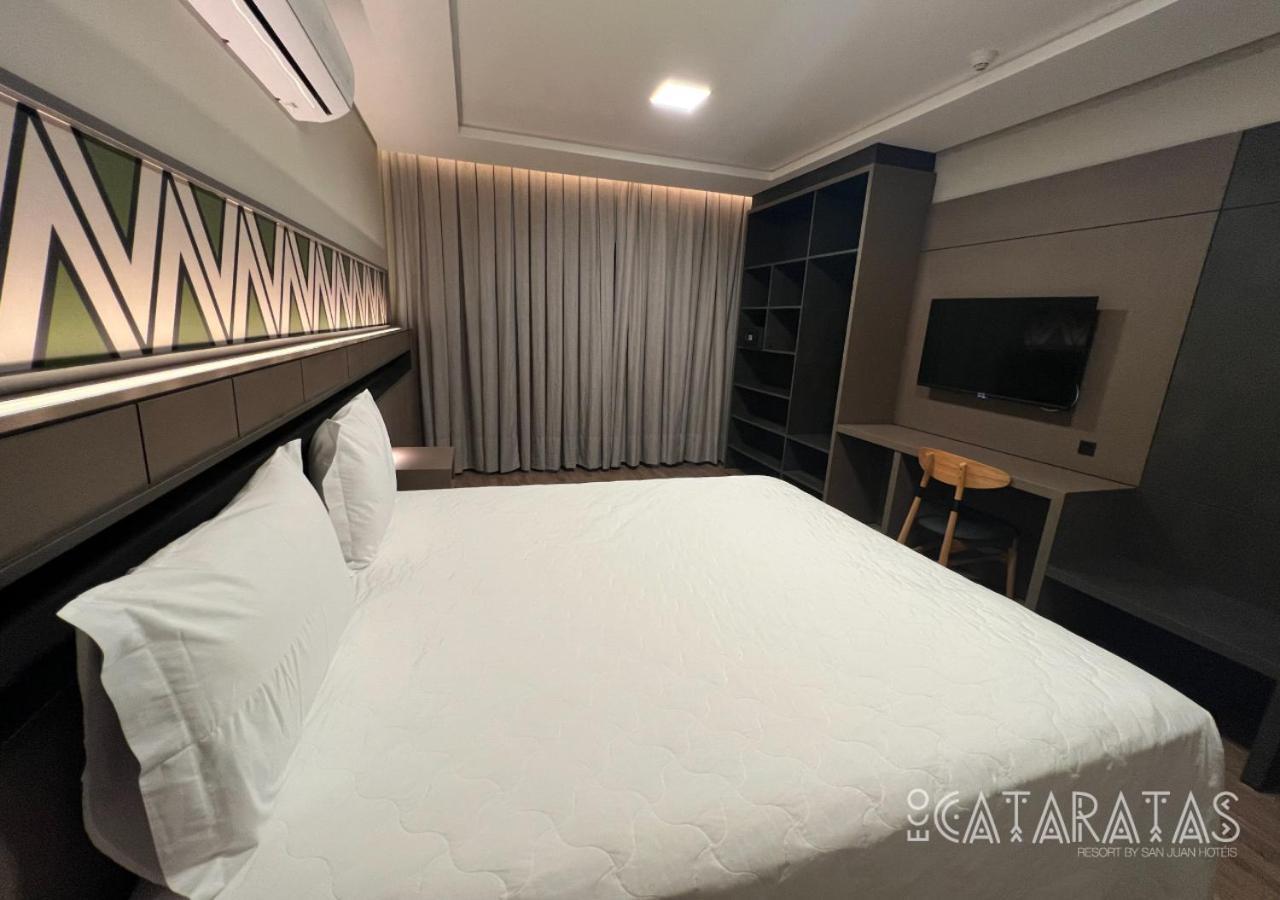 Complexo Eco Cataratas Resort By Sj Foz do Iguacu Exterior photo A bedroom at the hotel