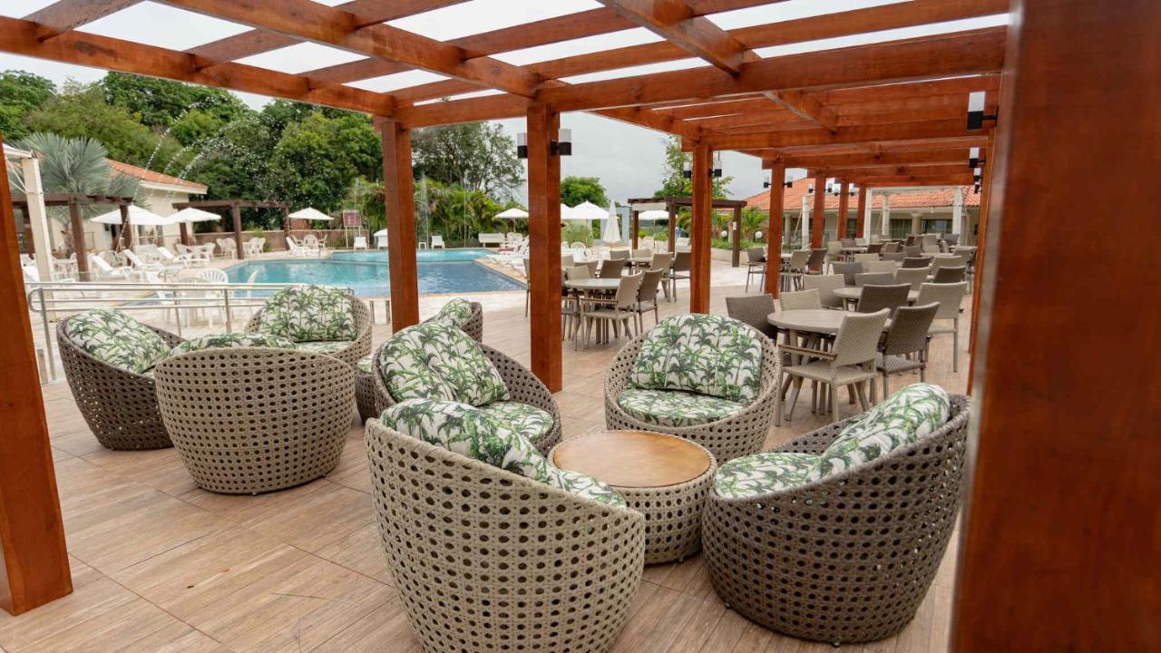 Complexo Eco Cataratas Resort By Sj Foz do Iguacu Exterior photo The pool at the hotel